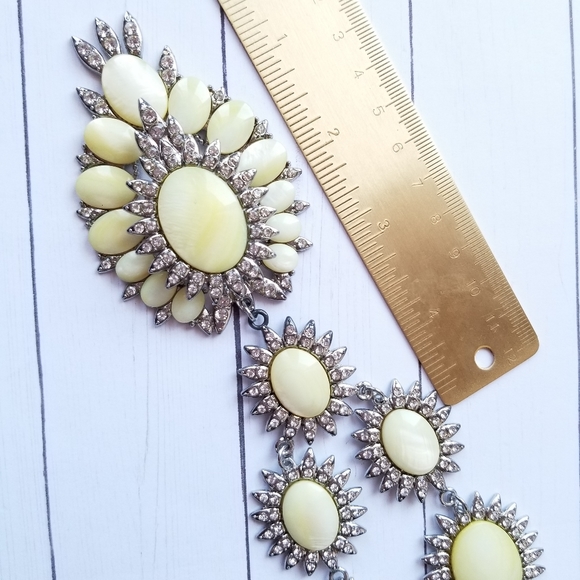 COPY - Genuine Yellow Shell and Rhinestone Necklace - Picture 6 of 6